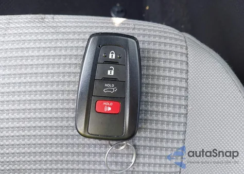 2022 Toyota Highlander Le z USA, uszkodzony, nr VIN 5TDZZRAH8NS556485